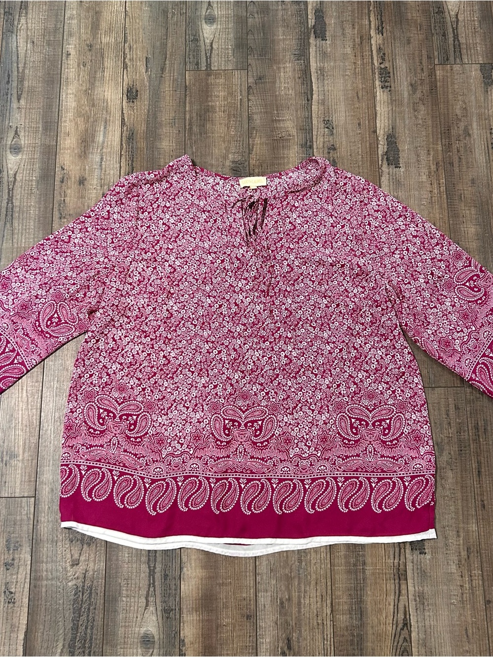 Lucy & Laurel Women's Paisley Tunic Top Size 1X Pink 3/4 Sleeve Boho Flowy